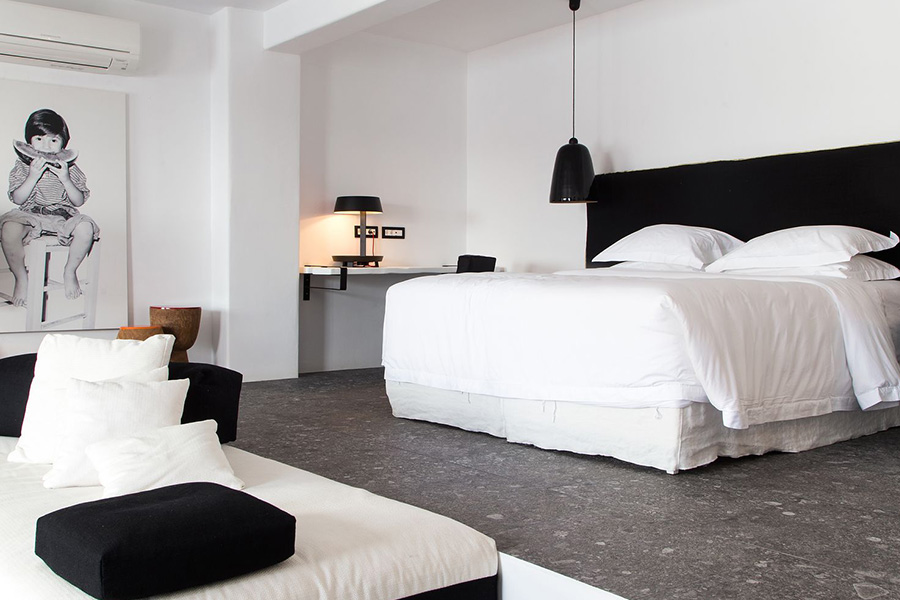 the king of villas rental mykonos luxury suites