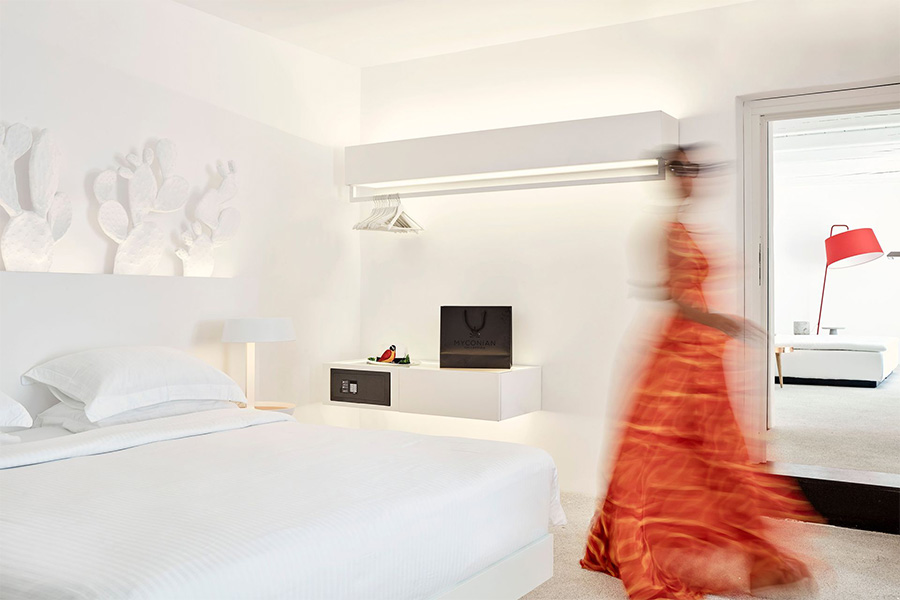 the king of villas rental mykonos luxury suites