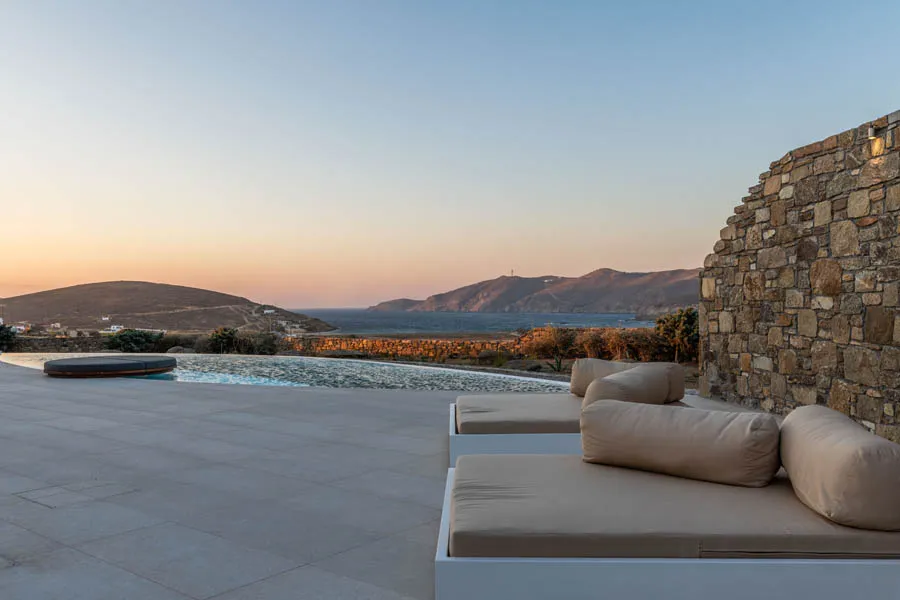the king of villas rental mykonos